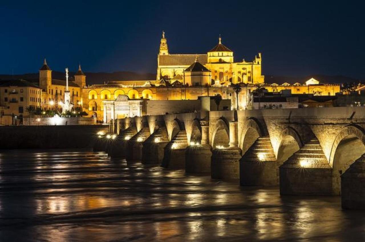 Eduardo Lucena 5, Puente Romano Córdoba Exterior foto